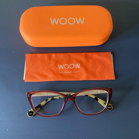 WOOW Cat Walk 2 in Transparent Blackcurrant Glasses - Picture 1 of 12